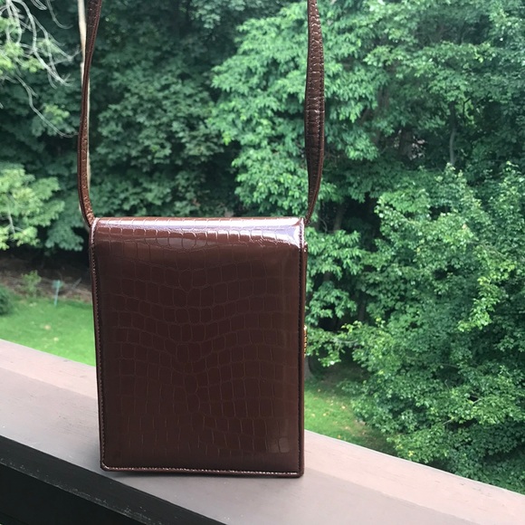 Handbag - Picture 3 of 4